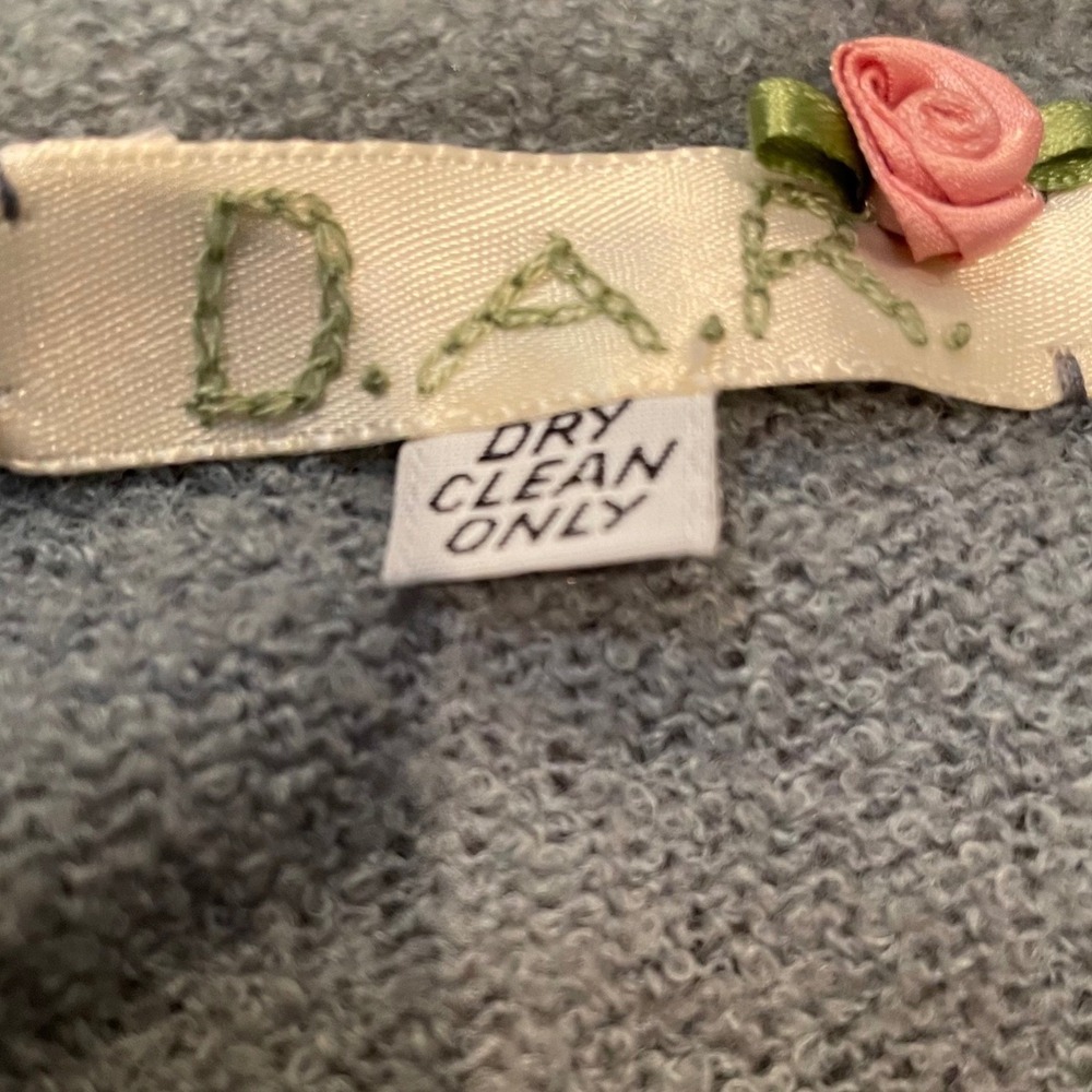 D.A.R. Blue Knit Button Up Cardigan with Embroidered Flower Pockets Cottagecore - Picture 4 of 6